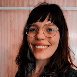 Renata C.B. Lzz logo